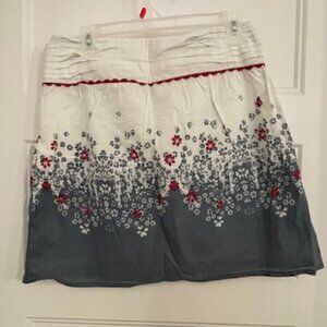 Volcom Skirt - Flower Design Women New without Tags - Size Medium (read comment)